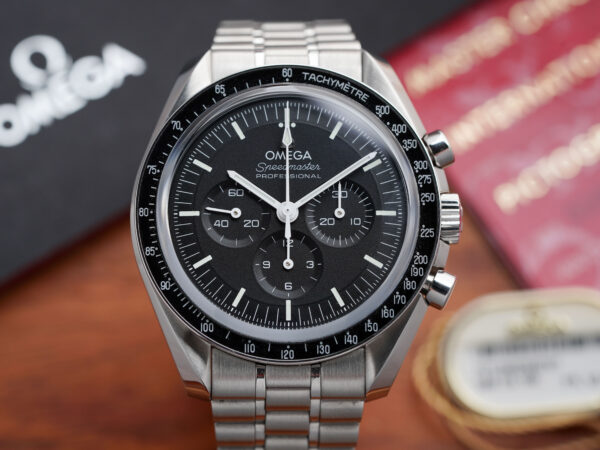 Omega Speedmaster Saphir