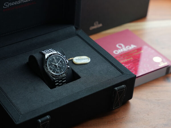 Omega Speedmaster Annecy