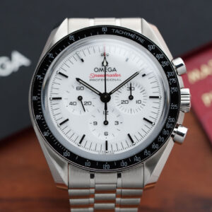 Omega Speedmaster white