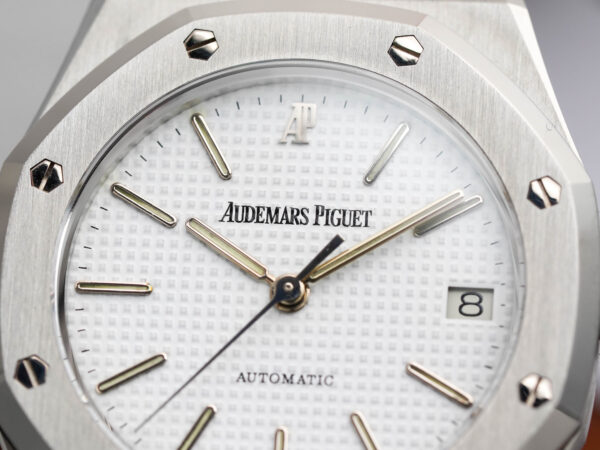 Audemars Piguet 14790ST